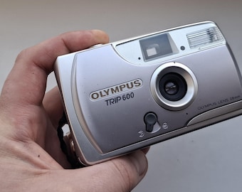 Vintage Olympus Trip 600 excellent Y2K film camera