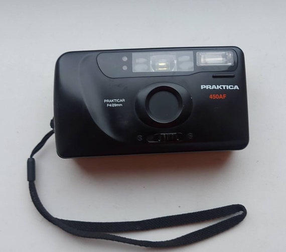 フィルムカメラ praktica flex New フィルムカメラ！！ 厳選して購入した「Praktica KW」趣きと手間が