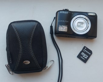 Vintage digital camera Nikon Coolpix L27