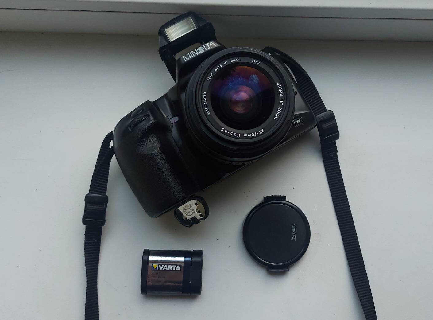 フィルムカメラ MINOLTA dynax 500si SIGMA UC ズームレンズ 28-70mm