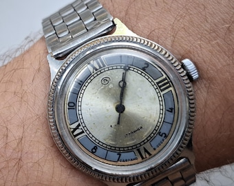 Vintage Vostok Watch USSR Mechanical 17 Jewels, Roman Numeral Dial Soviet Mens Wristwatch, Coin Edge Bezel Retro Watch, Unique Vintage Gift