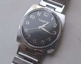 Vintage Raketa Watch, Soviet Mechanical Wristwatch, Black Dial Raketa TV Case, Mens Watch USSR, Retro Collectible Watch