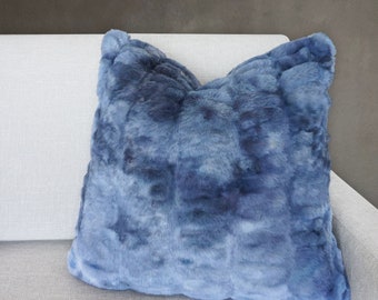 Blue faux fur pillows hotsell