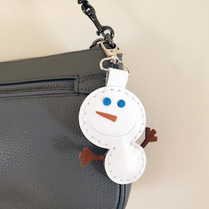 Snowman keychain, Leather handbag charm, Holiday purse charm, Winter keychains, Leather handbag charm, Snowman ornaments handmade