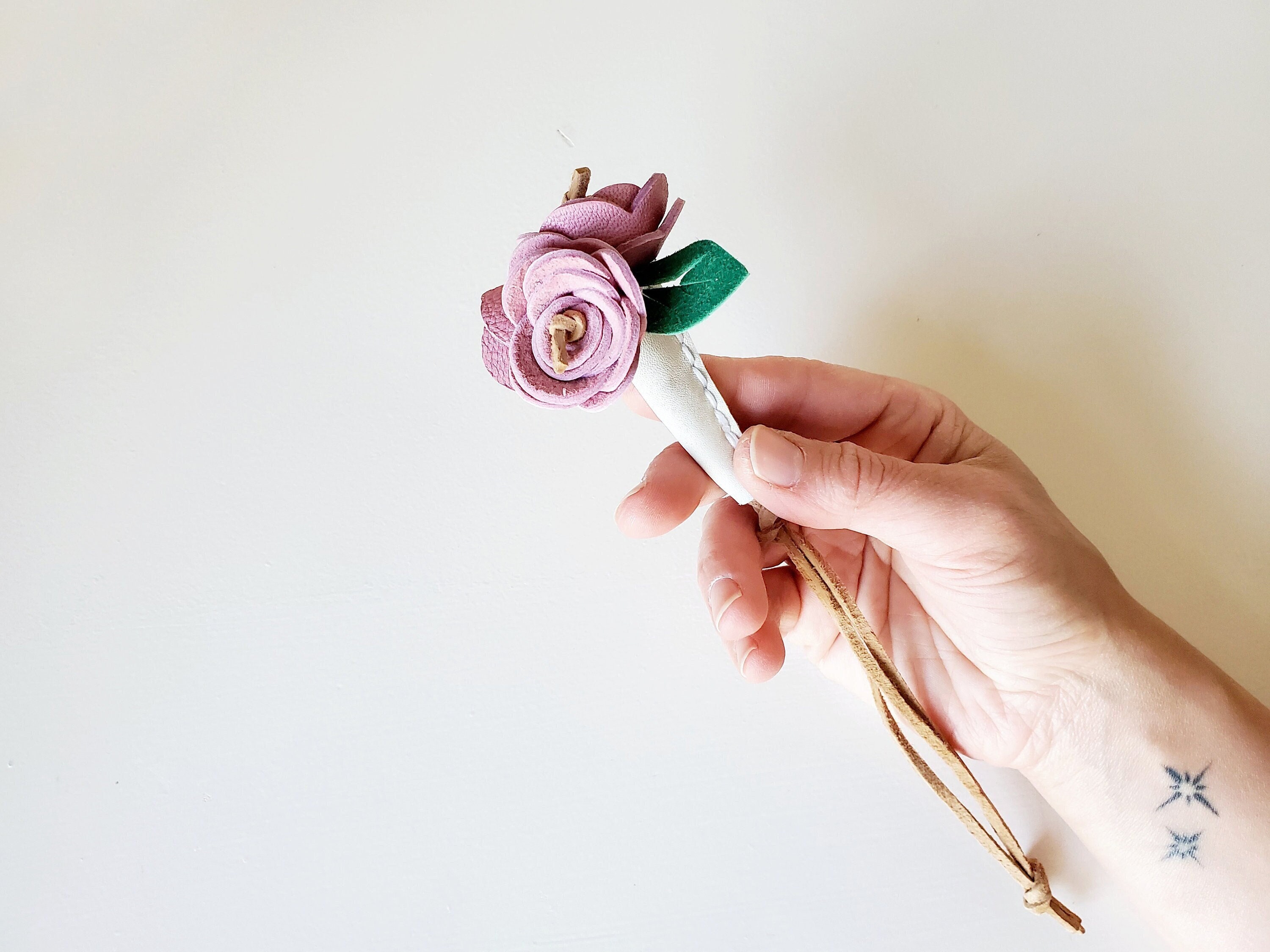 Old Rose Pink Flower Keychain Genuine Leather Handbag Purse Charm Spring  Ring