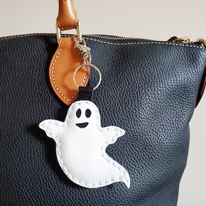 Breloque de sac à main en cuir fantôme d'Halloween, breloque de sac à main fantôme, porte-clés de sac à dos automne, décor automne effrayant