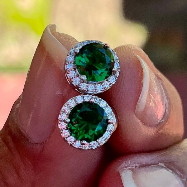 Round Emerald Green zircon cushion cut halo solitaire small stud earrings, simple green cz stud earring, may birthstone cubic zirconia stud