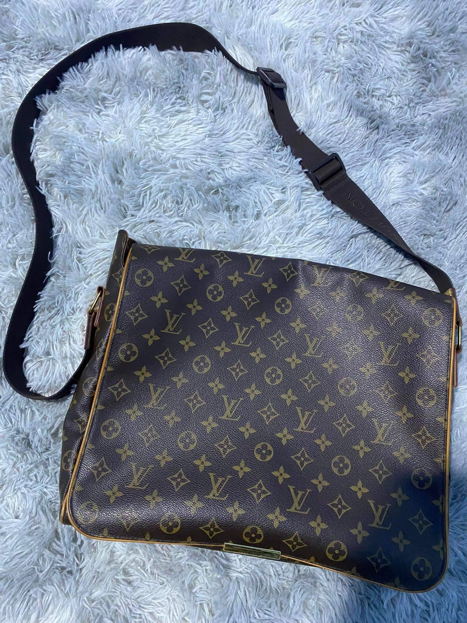 Authentic Louis Vuitton Abbesses Messenger Bag 