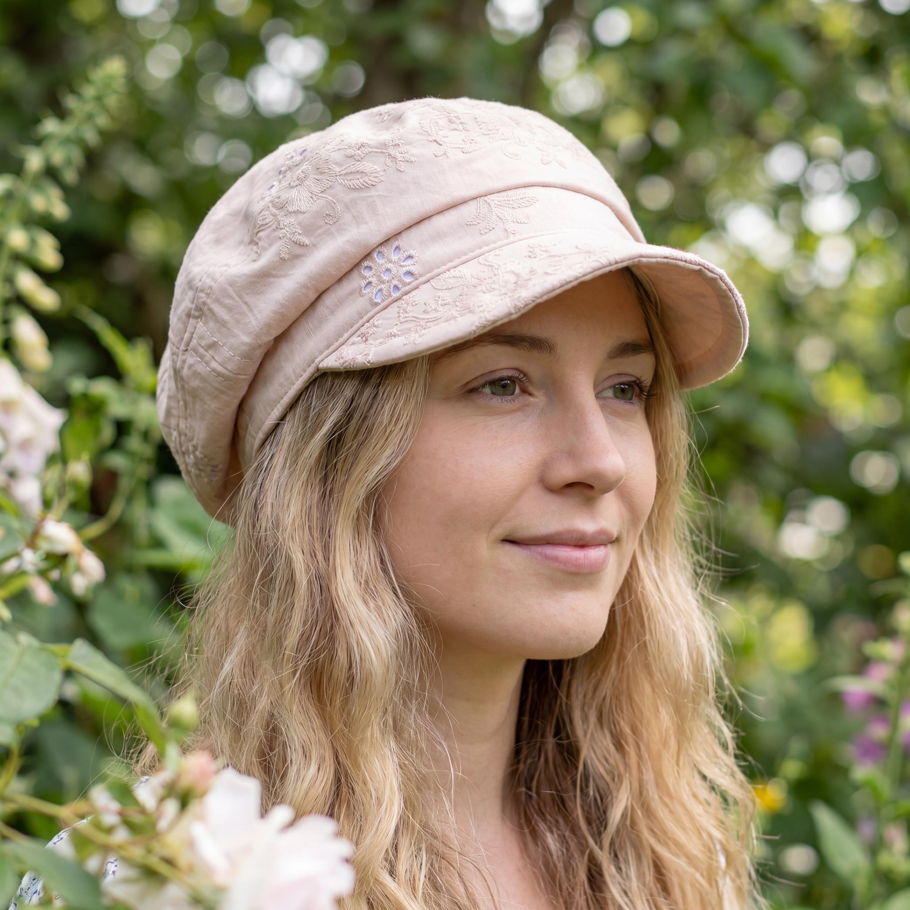 Cotton Baker Boy Cap, Beige Floral Embroidered Newsboy Hat  display picture 2