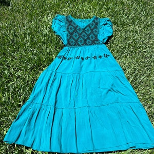 Hand-embroidered Mexican Artisan Dress, artisan bohemian style Mexican dress, Huipil embroidered Mexican style. Aqua/Green