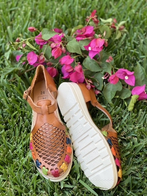 womens huarache size 7