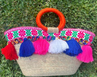 Mexicaanse palmtas met een veelkleurige pompom/strandpalmtas/handgemaakte geweven tas/boho hippie kleurrijke tas/Moederdagcadeau