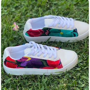 Women Sneakers, Mexican Embroidered Tennis Shoes, Embroidered Shoes, Unisex Shoes, White Shoes, Size US 7