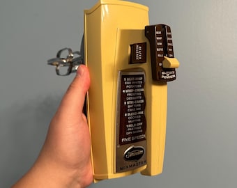 1960s Mid Century Modern Sunbeam Mix Master Electric Hand Mixer Harvest Gold