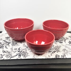 Cook with Color Happy Holidays 3 Piece Baking Set With Ceramic Bowl Red NEW