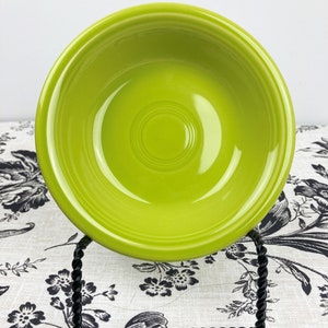 Bowls-Fruit/Berry, Nappy, Fruit, Salad, Dessert — triangle