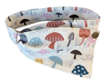 Mushroom Print Snap-On Dog Collar – Nature Inspired Accessories