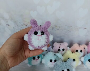 Gehaakte kleine bunny pluche sleutelhanger, Cool accessoire, Zachte handgemaakte keych, Leuke decoratie voor tas of rugzak, Cadeau voor kinderen of vrienden