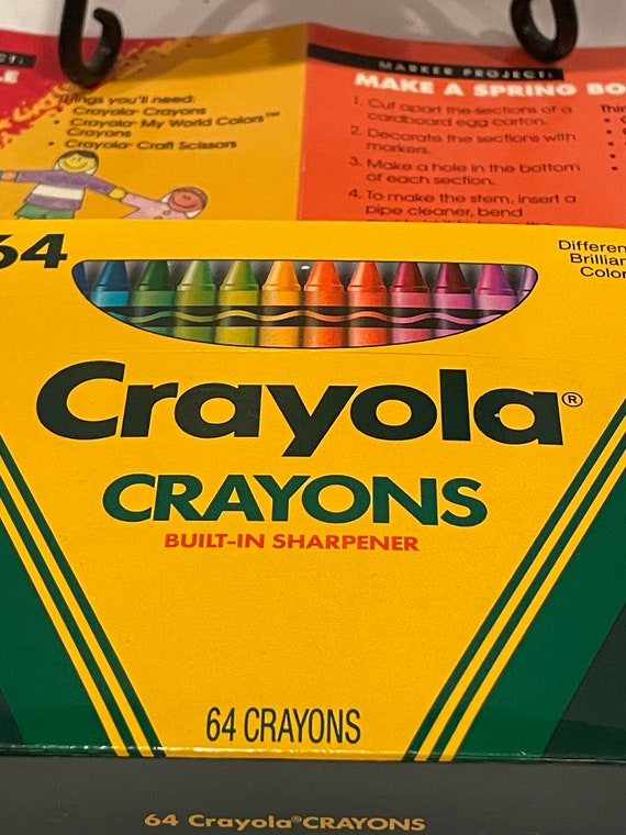 Please Mom Everyone Has the Big Box of Crayons. -  Finland