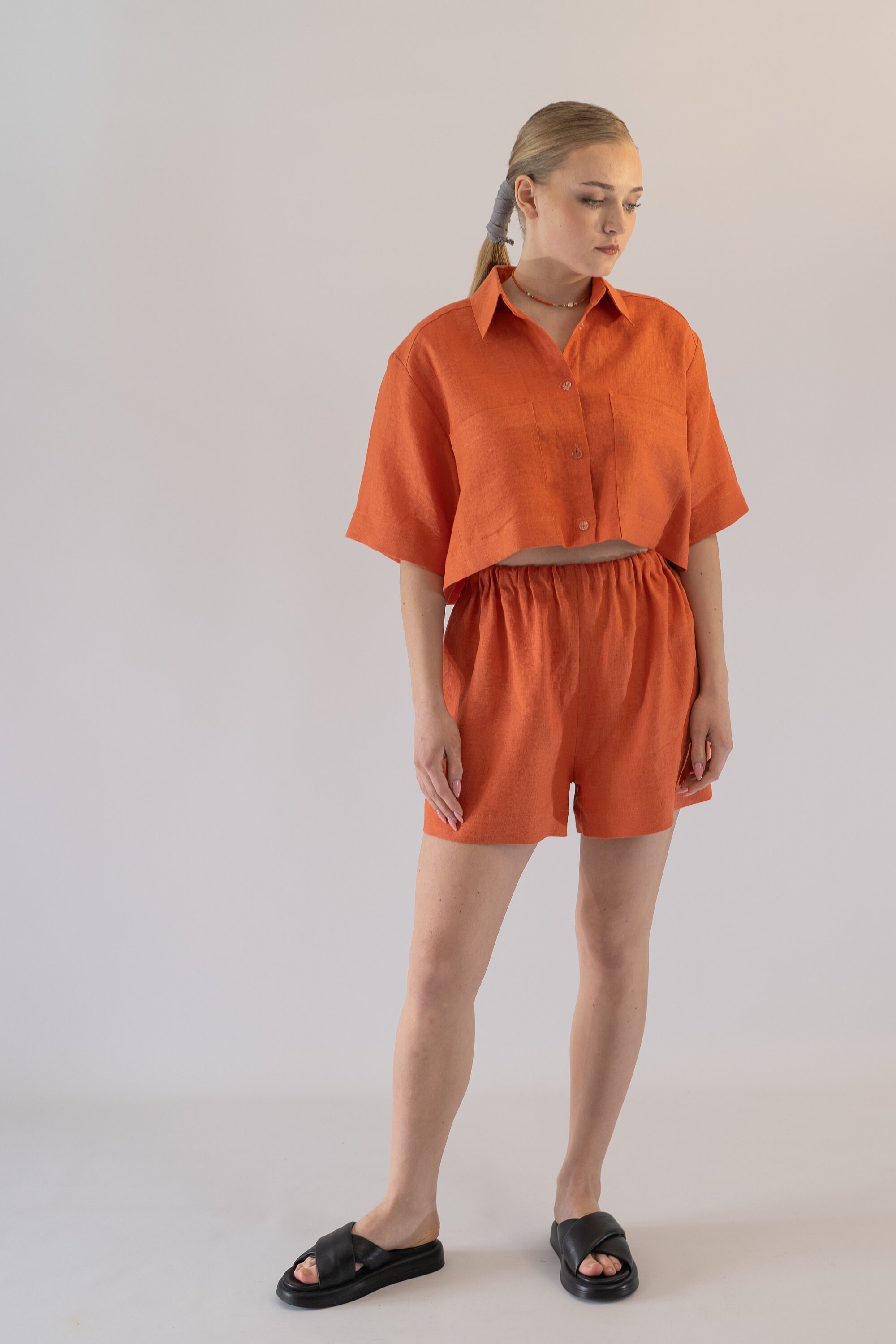LINEN BLOOM PRINT CROPPED TOP