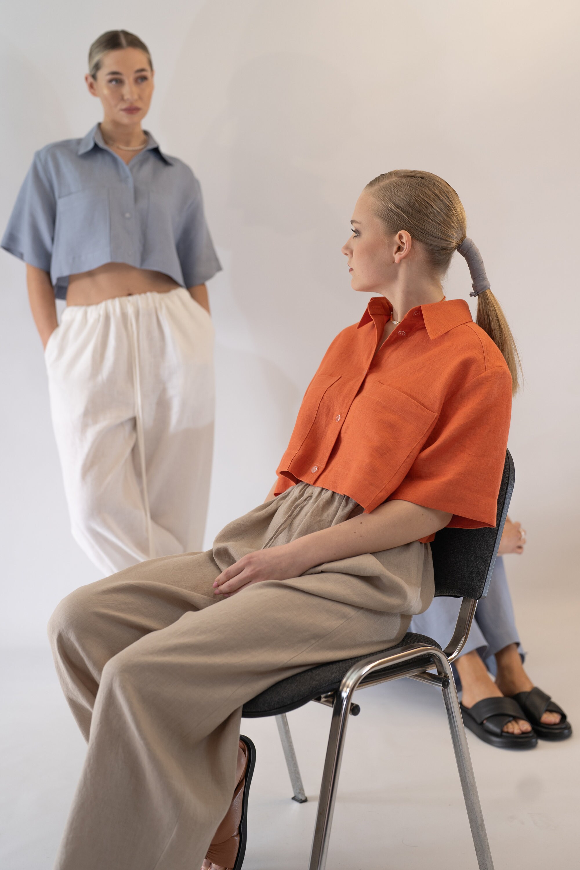 LINEN BLOOM PRINT CROPPED TOP main image 1