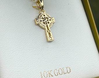 Colgante de cruz celta de oro de 10 quilates