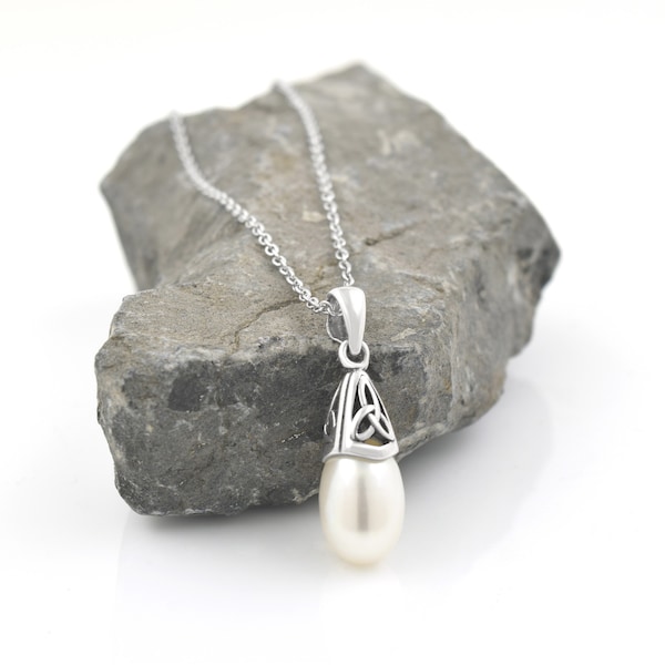 Celtic Knot Pearl Necklace | Celtic Jewelry | Irish Jewelry | Dainty Necklace |