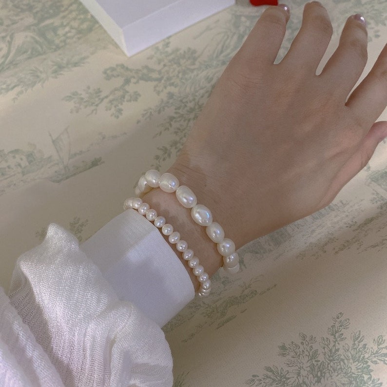 14k gold Freshwater Pearl Baroque Pearl Dainty pearl Bracelet Elegant Bracelet Simple Bracelet Pearl Bracelet