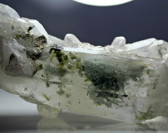 464 CT Infrequent Chlorine Quartz Crystal With After Epidote From Baluchistan - Special Big Ghost Quartz Crystal for Room Decorations