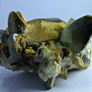 576 gm Elegant & Uncommon Dinosaur Tooth Full Terminated Calcite Cluster Rough Crystal Collectors Specimen