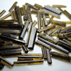 250 CT Exquisites Museum Grade Braun Epidot Kristall Lot aus Afghanistan - Perfekt für die Schmuckherstellung!