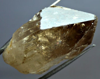 Exquisite Smokey Quartz Pointed Crystal Specimen - AAA Grade, 304.0 Ct, Ideal Smokey Quartz Display Specimen for Collectors