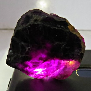 Rare Cubical Dark Purple Fluorite Crystal - 25 Grams - Top Quality & Unique Mineral Specimen - Precious Color Fluorite For Collectors