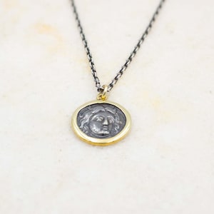 Collier Méduse en argent, collier pièce de monnaie Méduse de la mythologie grecque