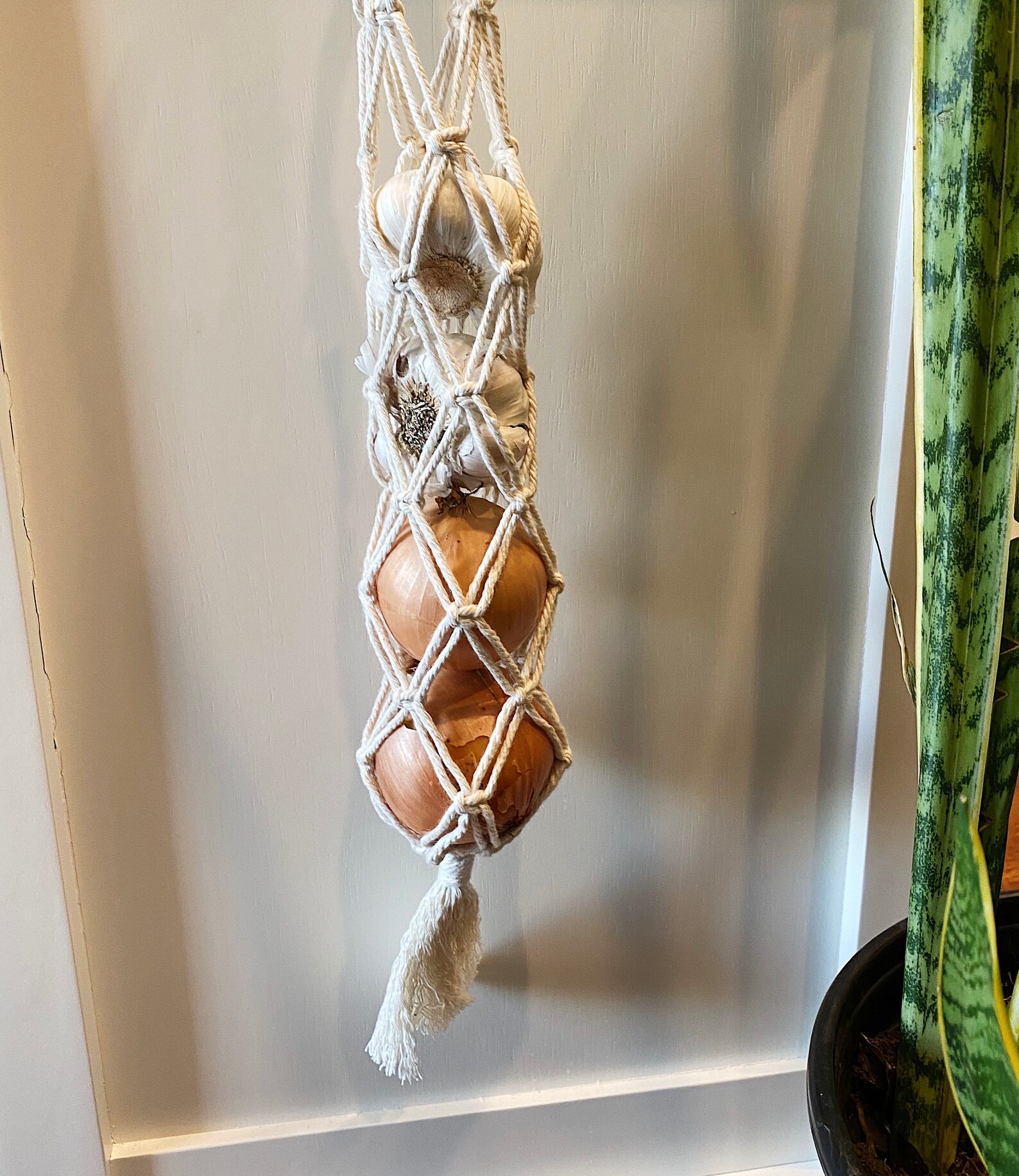Macrame Garlic Holder Natural White Onion Macrame Holder Etsy