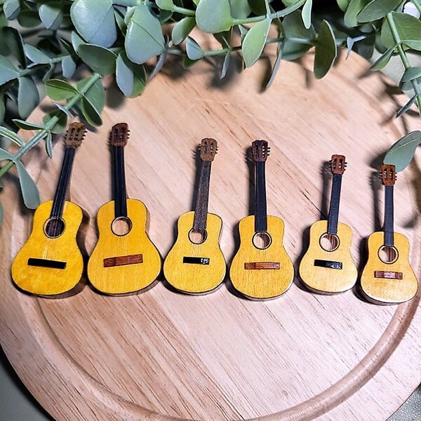 Regular Wooden Guitars | Hand Carved | Netherlands | Great Gifts!