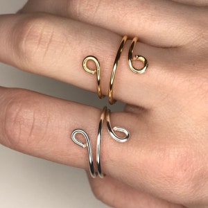 Minimalist Spiral Wire Ring