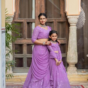 Mommy and me lehengas hotsell