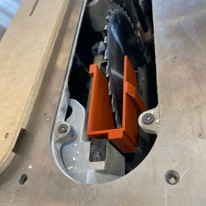 Delta 36-725T2 & Ridgid R4560 Table Saw Dust Block image 5