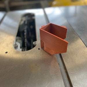 Delta 36-725T2 & Ridgid R4560 Table Saw Dust Block image 2