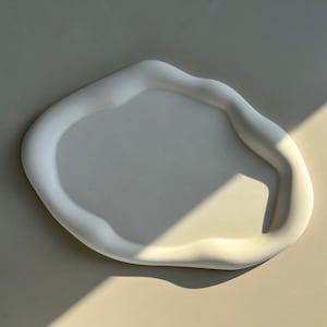 Jewelry Tray | Decorative tray | Oval - Curved Tray | Organic Shape | Nordic minimalism