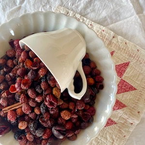 Handmade Spiced Cinnamon Rosehip Potpourri