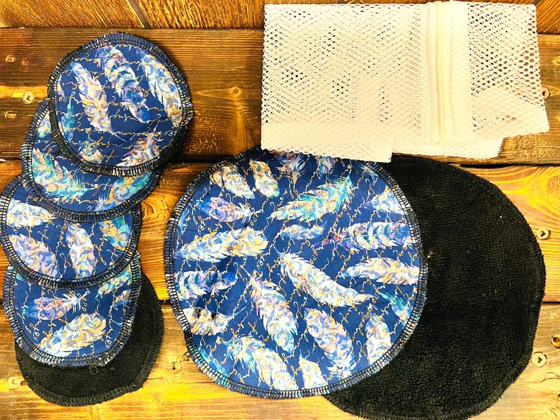 Bundle of skin care accessories Make-up remover pad Body washcloth Washing bag image 3