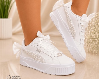 Sneakers Puma Karmen personalizzate per la sposa / Sneakers da sposa con perle