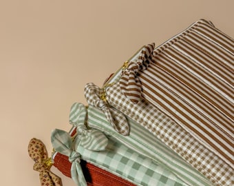 Quilted E-Reader Sleeve with Zipper