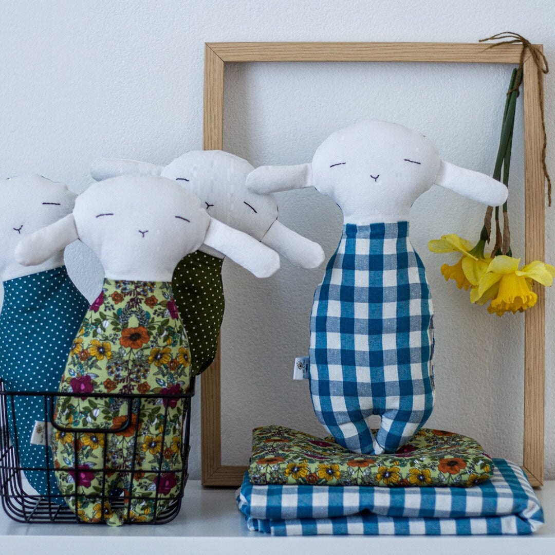 Camille - Mouton Décoration de La Chambre d'enfant. Fait Main Par Une Fille Mai. Made in France.