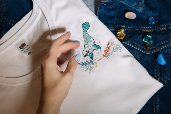 Cotton Hand Embroidered T-shirt With a Seal Sea Animals Organic Embroidery  Shirt - Etsy