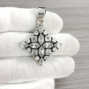 925 Sterling Silver Zirconia Pendant – 5 cm Sparkling Gemstone Design