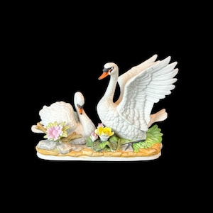 Swan Decor Porcelain Centerpiece Vintage Bird Figurine Tabletop Decoration Floral Housewarming Gift For Her Vintage Cake Topper Capodimonte