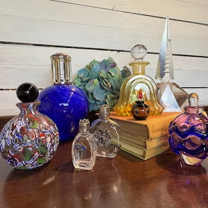 Perfume Bottles Gift Vintage Glass Art Bathroom Decor Fragrance Bottle Vintage Vanity Decoration Antique Lover Gift Idea